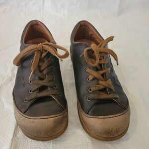 Women's Brown Leather Sneakers
